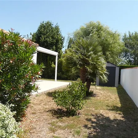 Charmante Maison 2 Chambres, Proche Plage, Commerces, Avec Terrasse Et Wifi A - Fr-1-323-284