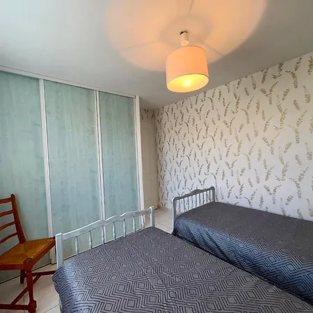 Charmante Maison 2 Chambres, Proche Plage, Commerces, Avec Terrasse Et Wifi A - Fr-1-323-284 *