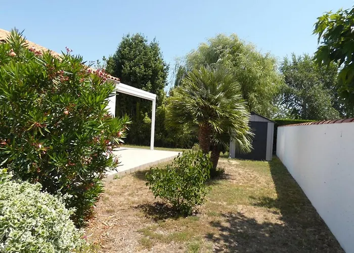 Maison 2 Proche Et Commerces, Terrasse Couverte - Fr-1-323-284