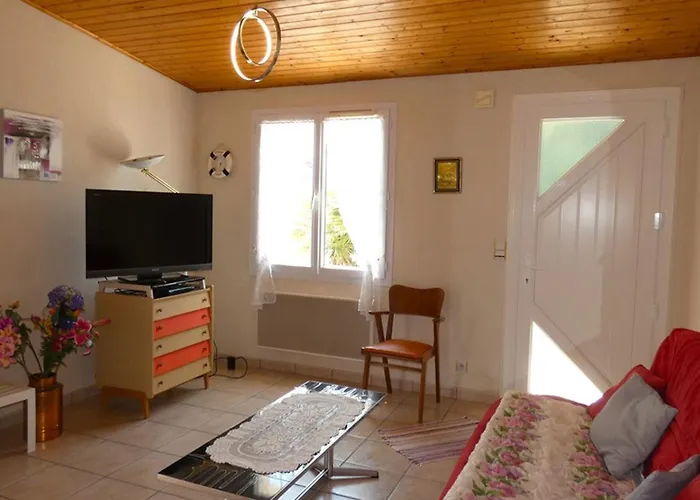 Maison 2 Proche Et Commerces, Terrasse Couverte - Fr-1-323-284 생장드몽