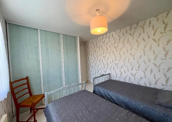 Maison 2 Proche Et Commerces, Terrasse Couverte - Fr-1-323-284 *